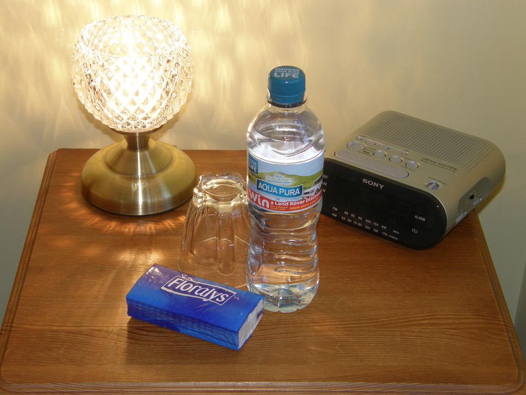 פיינטון Kingswinford Guest House מראה חיצוני תמונה