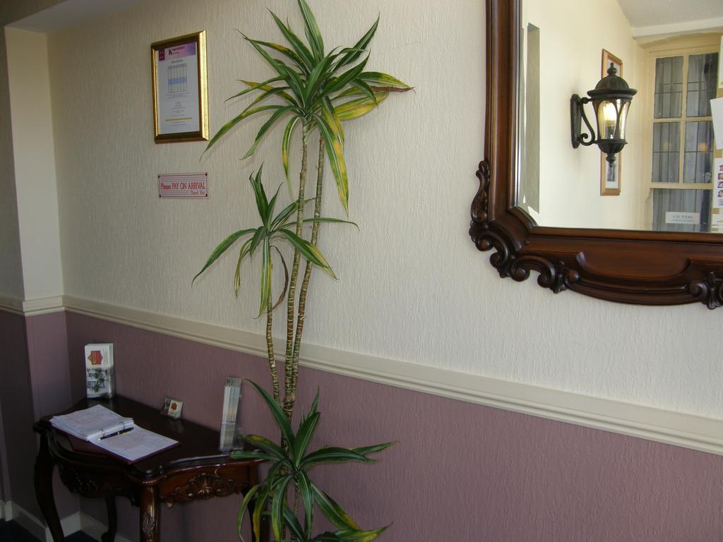 פיינטון Kingswinford Guest House מראה חיצוני תמונה