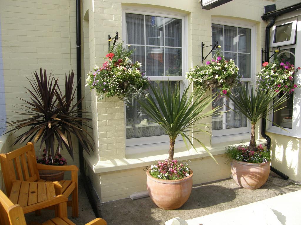 פיינטון Kingswinford Guest House מראה חיצוני תמונה