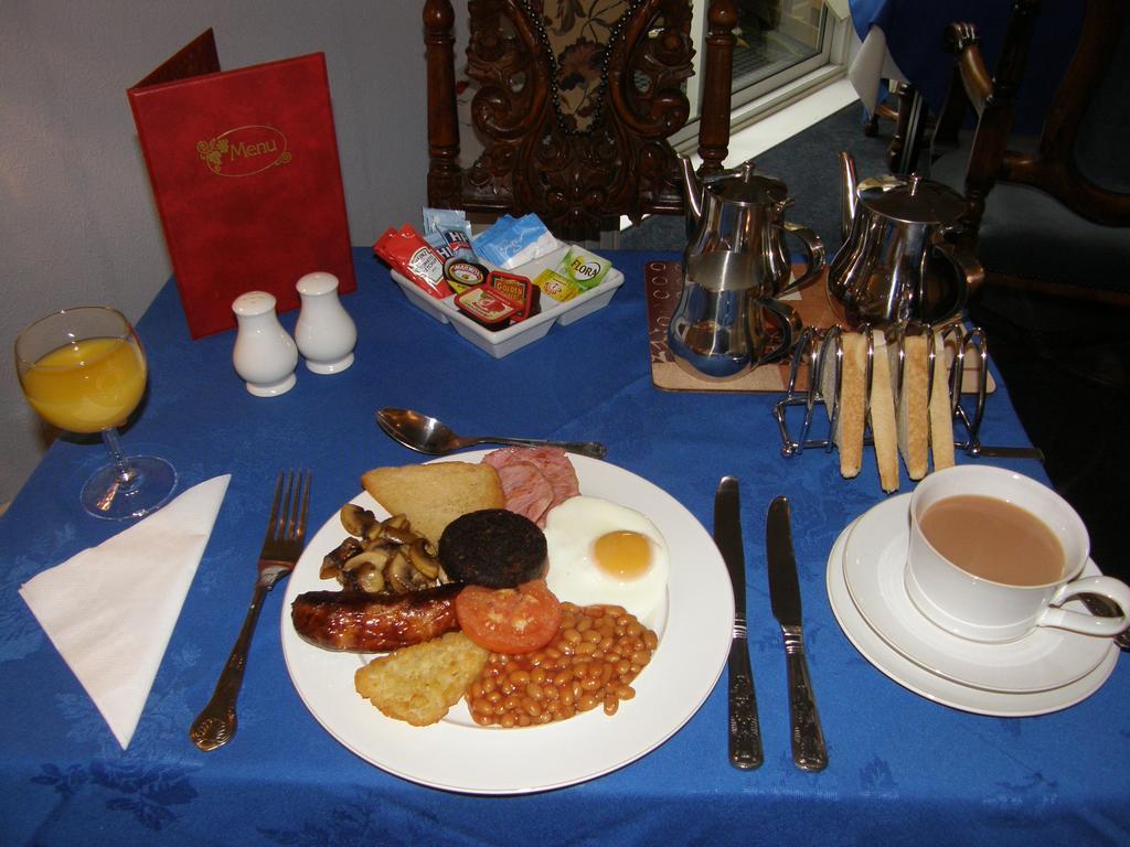 פיינטון Kingswinford Guest House מראה חיצוני תמונה